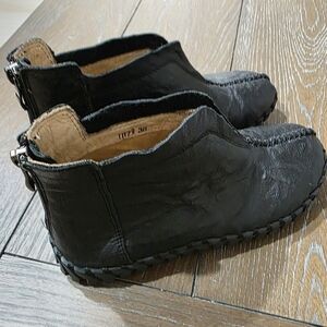 BM bernie mev New York, Bootie, Women's size 5.5, EU 36